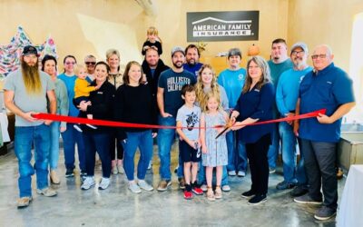 Belle Welcomes Teresa Hicks’s New American Family Insurance Agency with Ribbon Cutting Ceremony